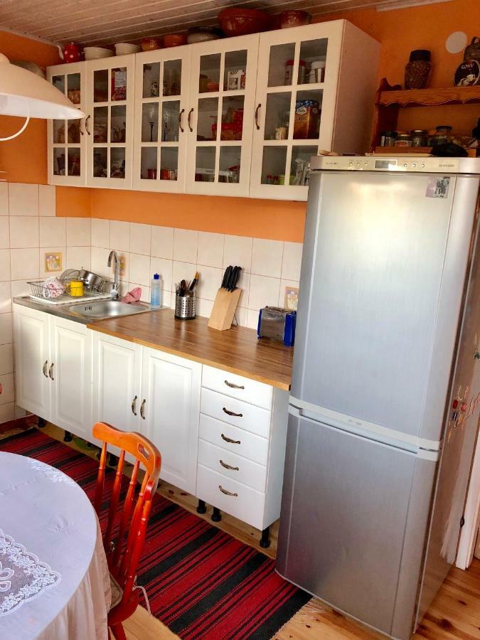 Wind Rose Apartment Kuressaare Exteriör bild