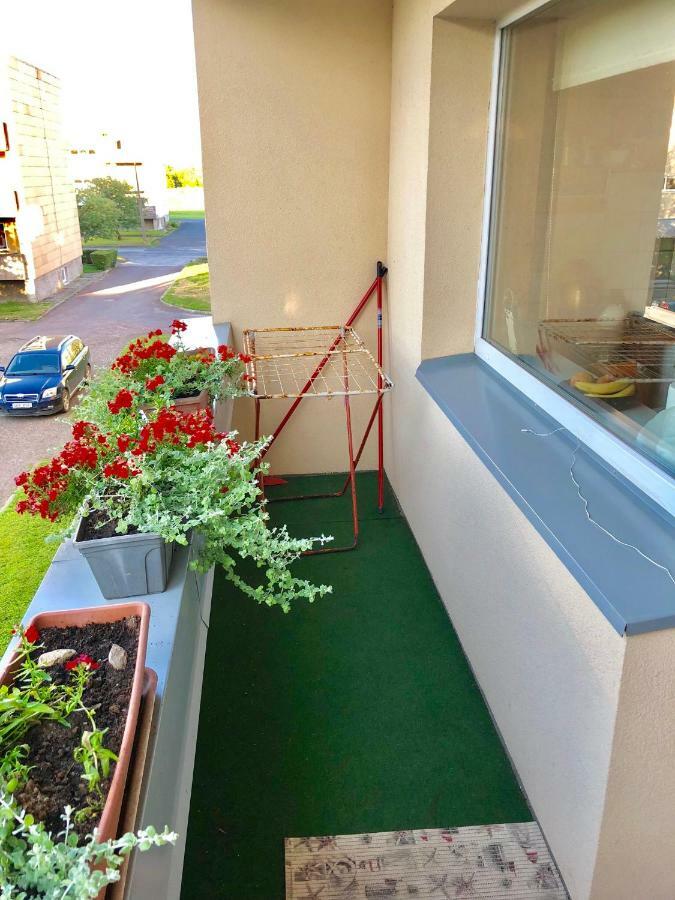 Wind Rose Apartment Kuressaare Exteriör bild